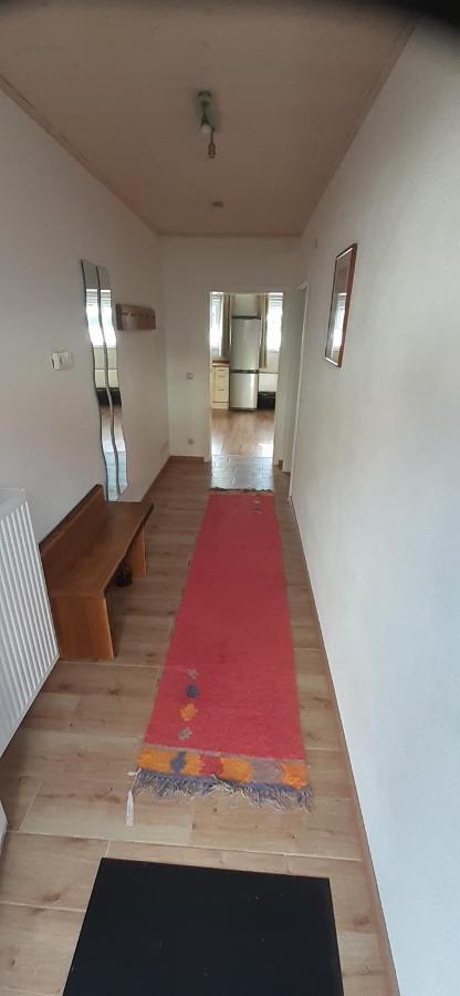 1a Apartment *